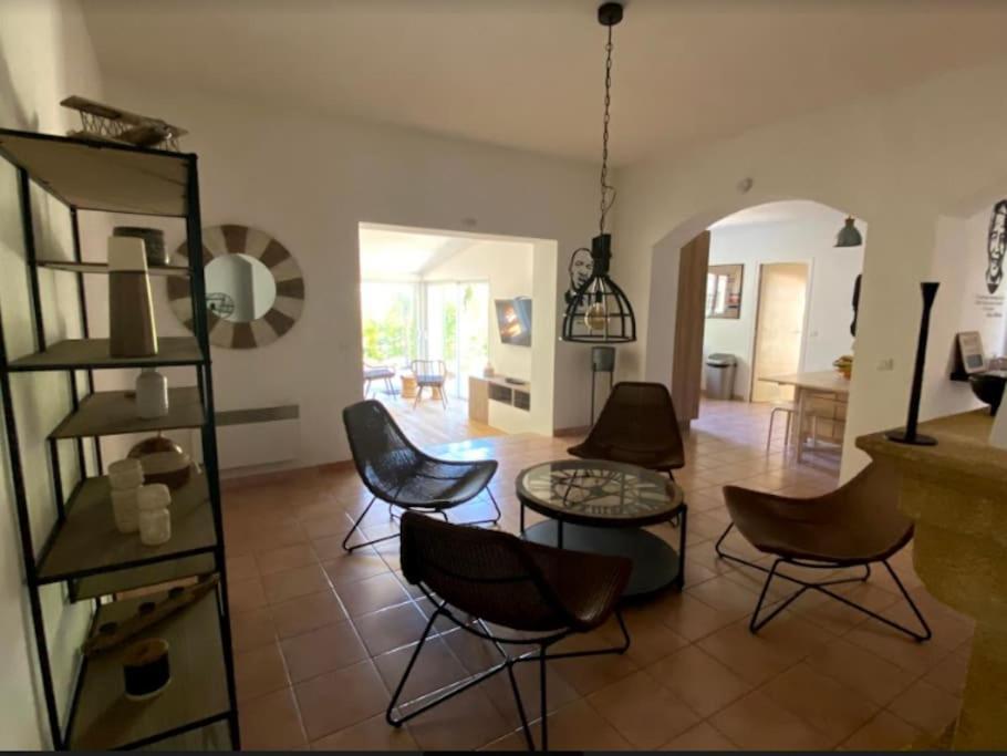 Une Oasis Au Pays De Cezanne Aix-en-Provence Ngoại thất bức ảnh